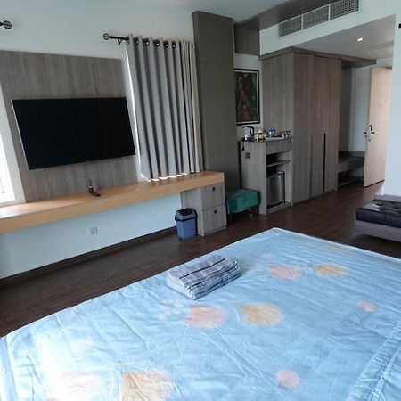 Chilchill Hotel Riverside Phnom Penh Ngoại thất bức ảnh