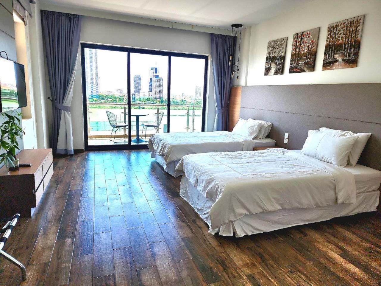 Chilchill Hotel Riverside Phnom Penh Ngoại thất bức ảnh